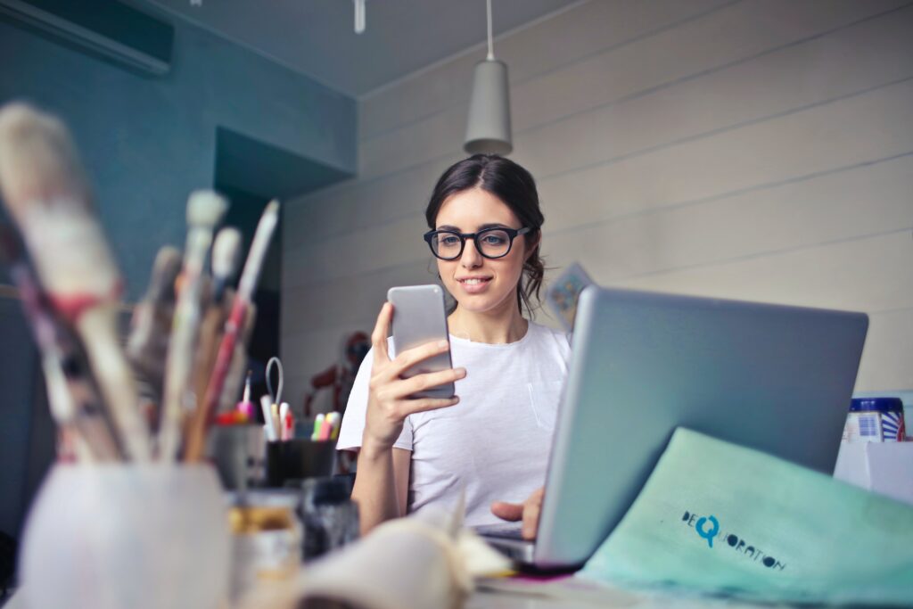 Discover the differences between private and federal student loans.